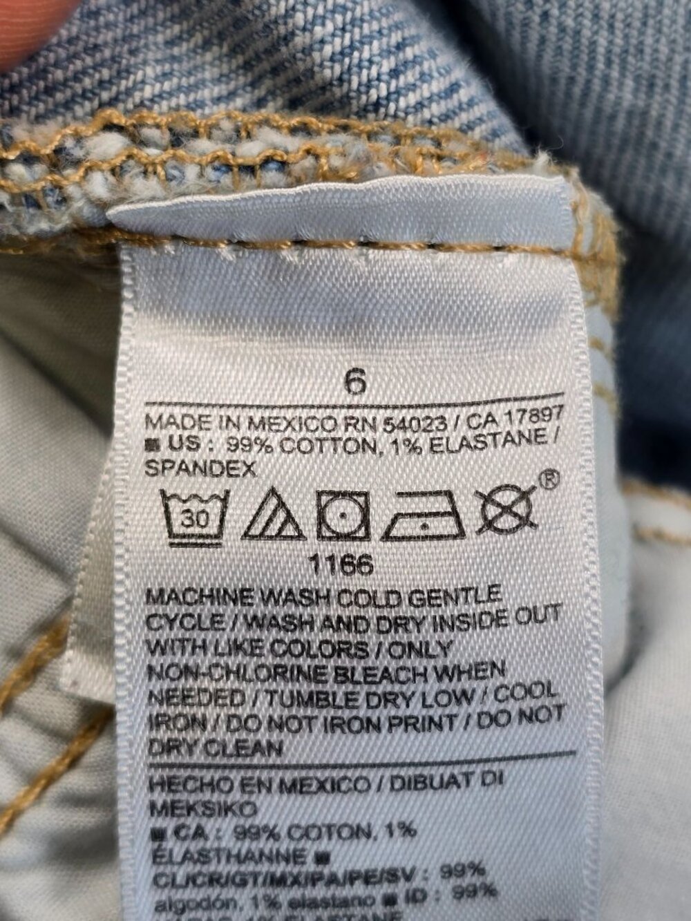 Old Navy Womens High Rise OG Loose Jeans Size 6 Light Wash Denim - Picture 4 of 6